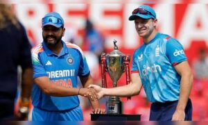 Cricket Fever soars as the Indian & England Team receives a warm welcome at Bhubaneswar airport before the 2nd ODI