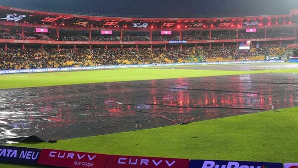 RCB VS PBKS IPL Match Delayed By Rain